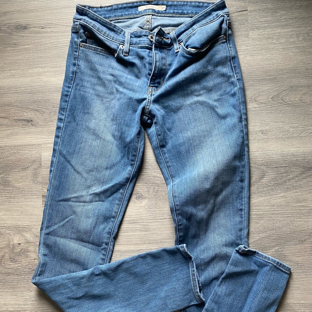Levi’s 711 Skinny jeans Size 27